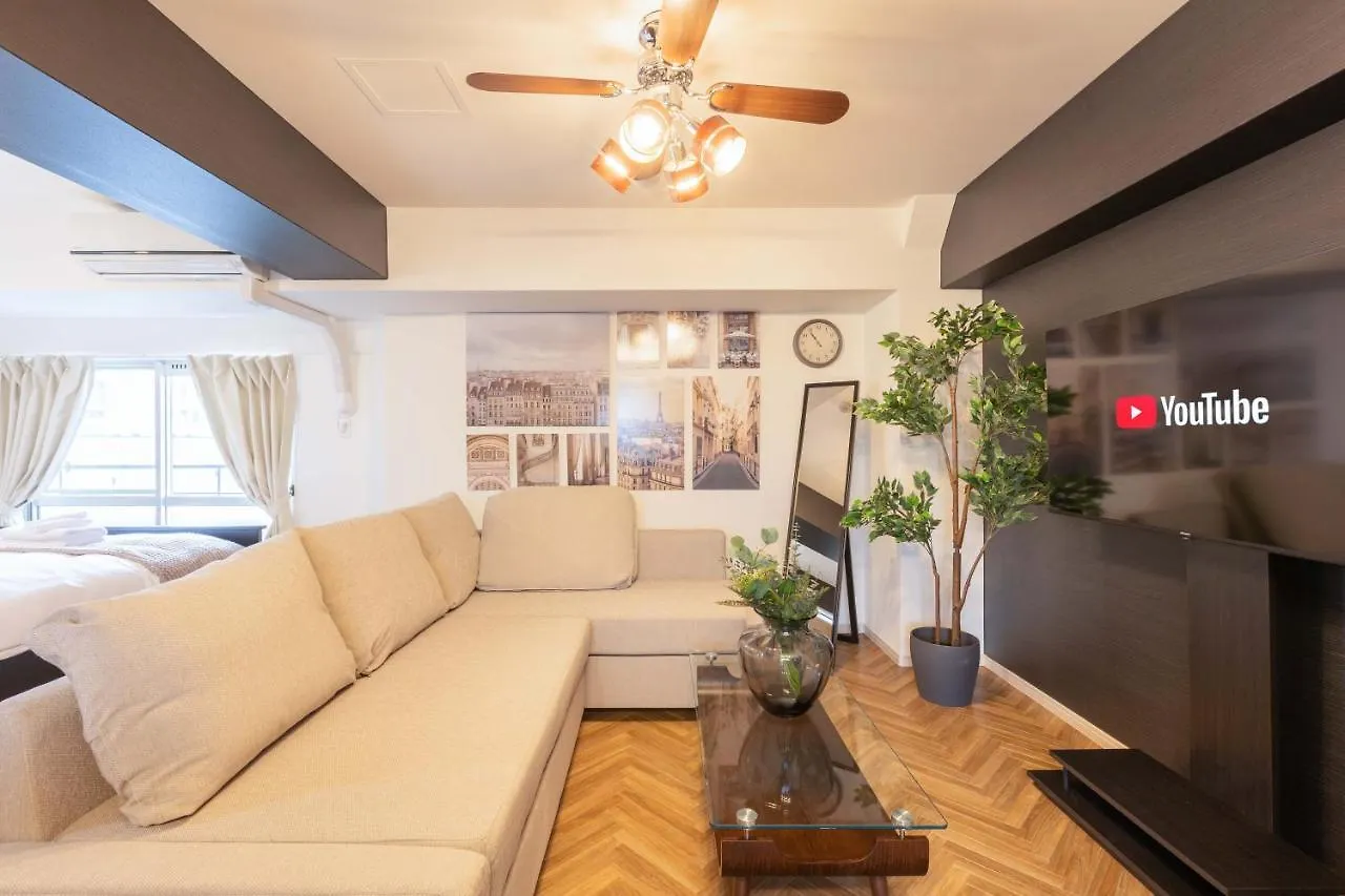 River Side Namba 700 أوساكا شقة